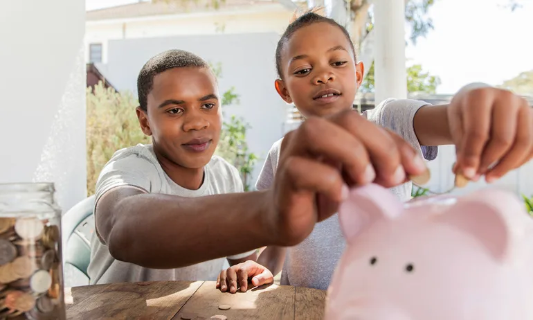بهترین حساب بانکی برای کودکان